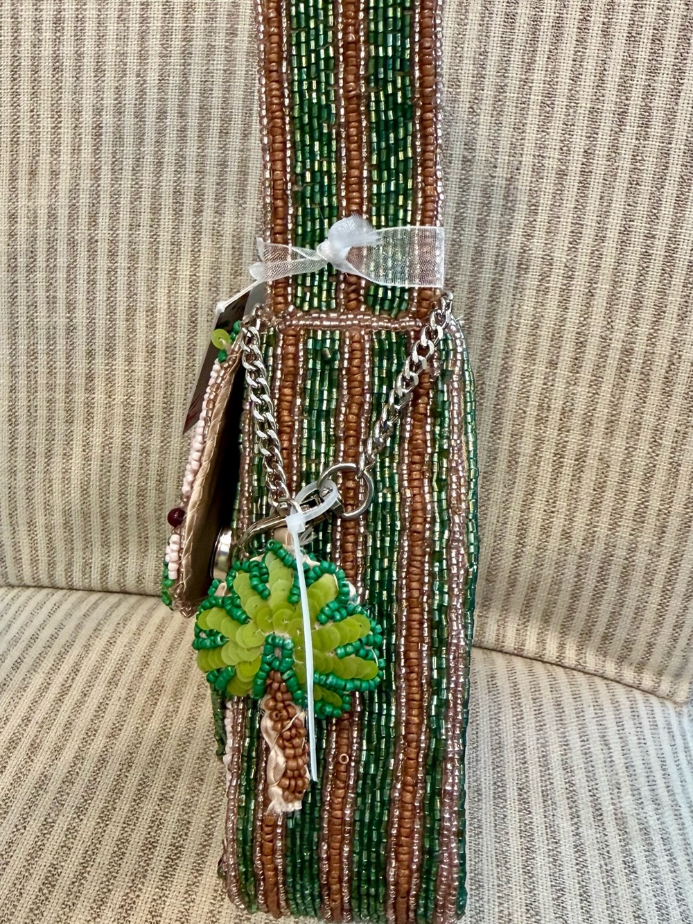 Beaded Green Palm Motif Shoulder Bag - Picture 5 of 6